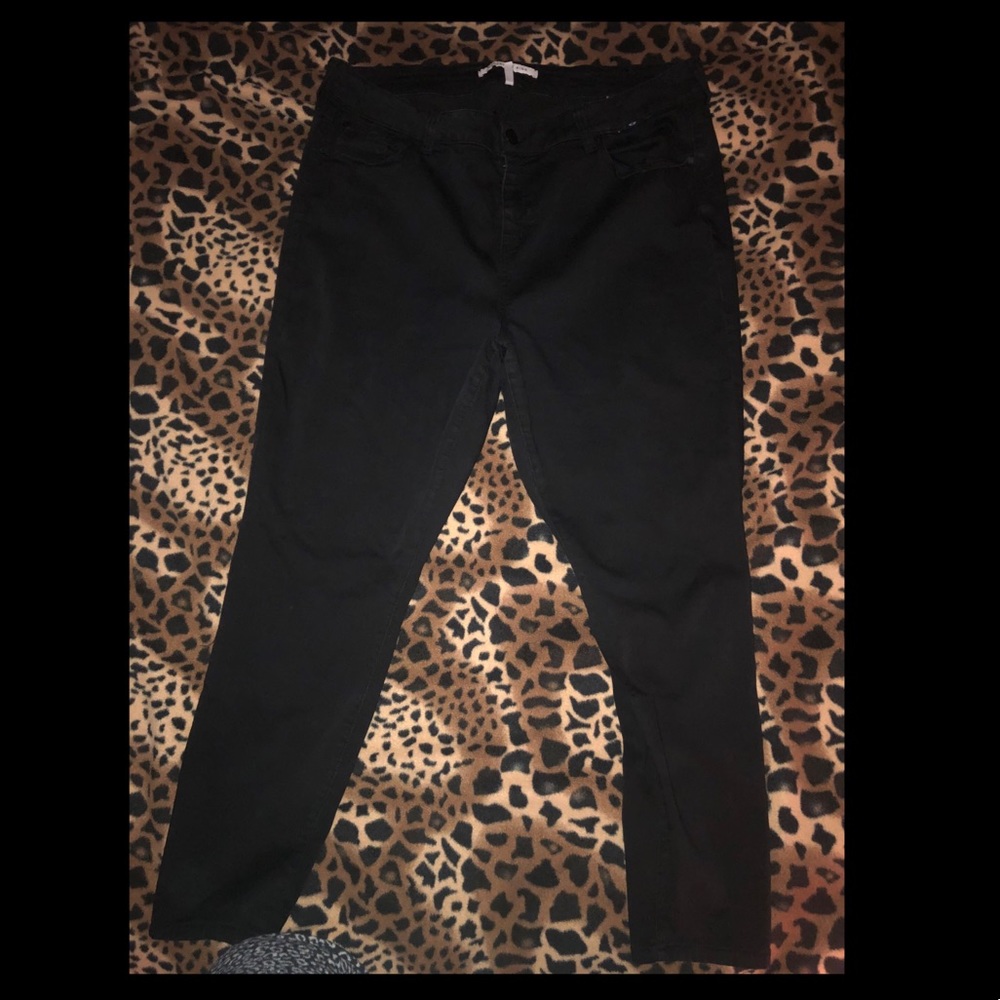 Celebrity Pink Plus Size Mid Rise Skinny Jeans